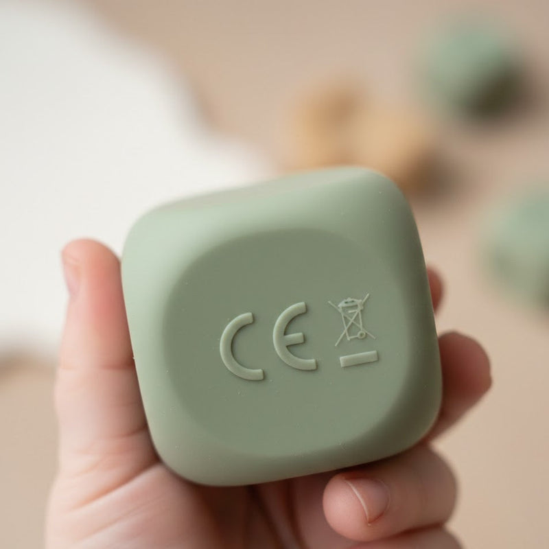 Gifvrij siliconen materiaal zonder BPA, PVC of ftalaten – Bebe & Bubi duurzaamheid.