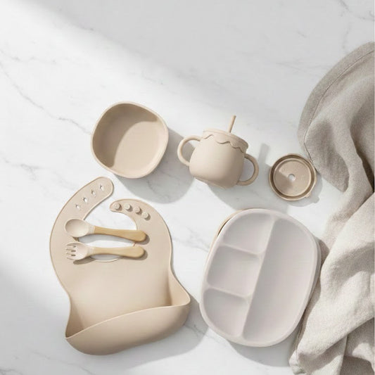 Siliconen eetset met zuignap voor aan de eettafel - Kleur beige neutraal - Bebe & Bubi